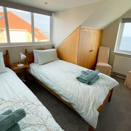 White Tatil Evi Whitby