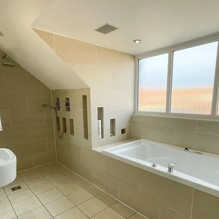 White Tatil Evi
