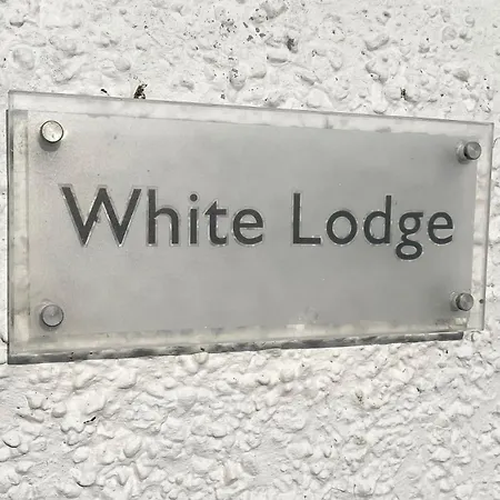 White * Whitby